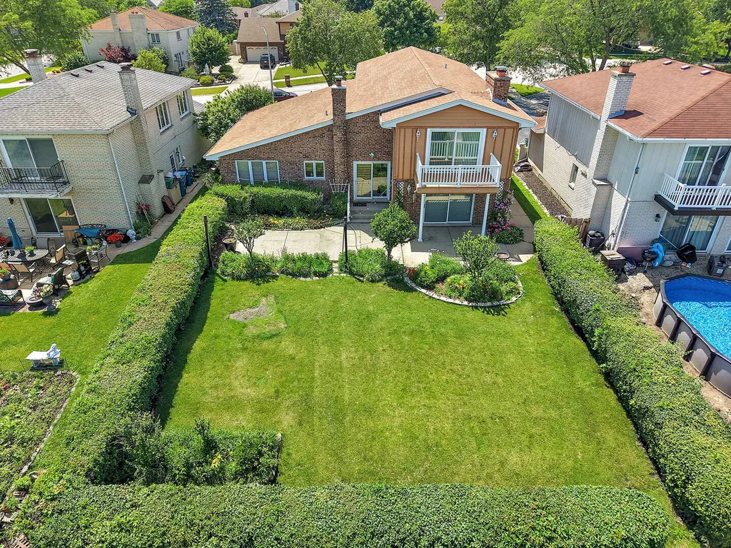 1133 North Thatcher Lane Addison IL 60101