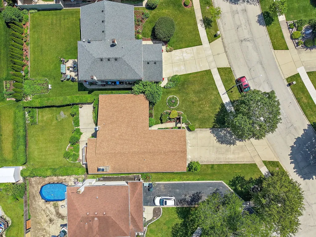 1133 North Thatcher Lane Addison IL 60101