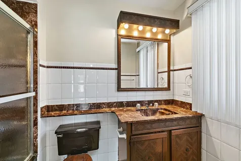 1133 North Thatcher Lane Addison IL 60101