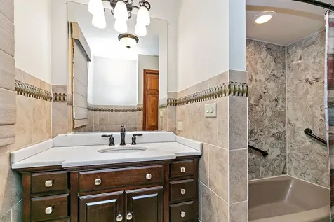 1133 North Thatcher Lane Addison IL 60101