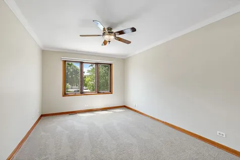 1133 North Thatcher Lane Addison IL 60101