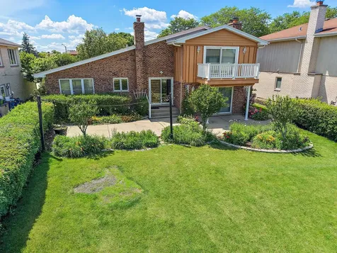 1133 North Thatcher Lane Addison IL 60101