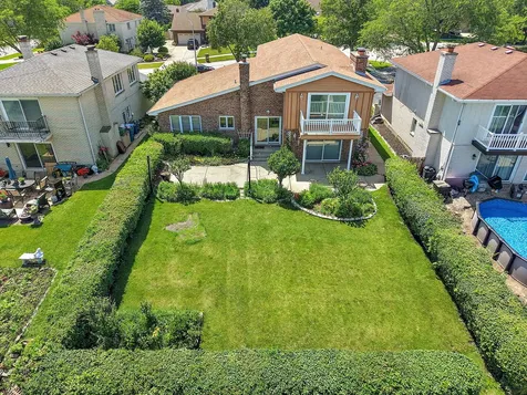 1133 North Thatcher Lane Addison IL 60101