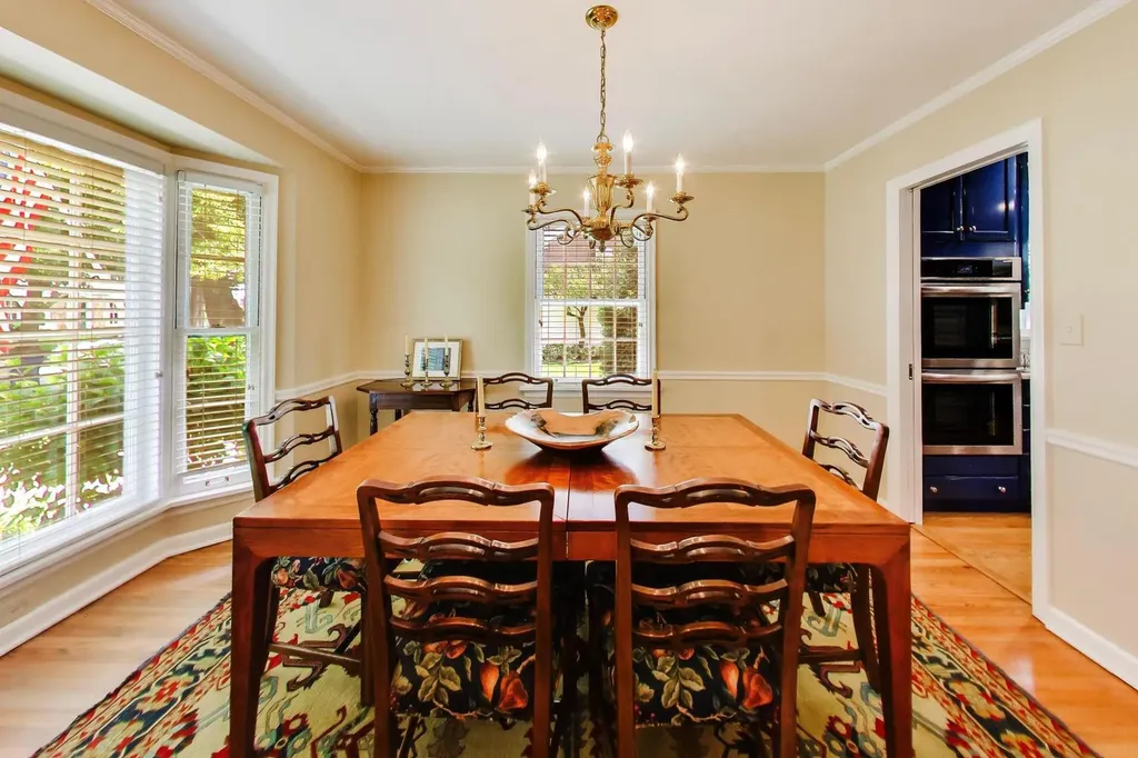 2241 Greenwood Avenue Wilmette IL 60091