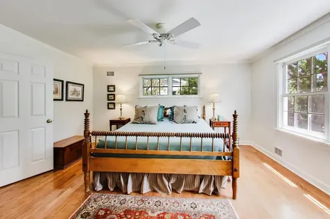 2241 Greenwood Avenue Wilmette IL 60091