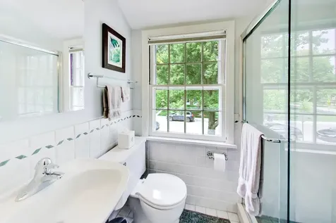 2241 Greenwood Avenue Wilmette IL 60091