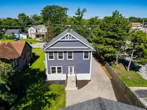 1645 Webster Lane Des Plaines IL 60018