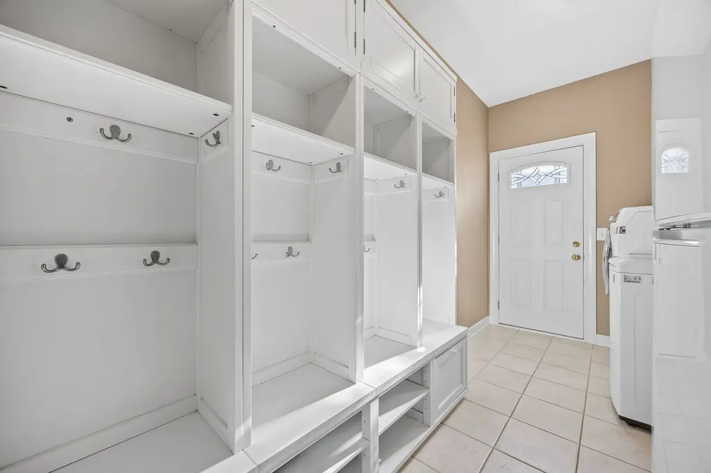 2816 Cordgrass Road Naperville IL 60564