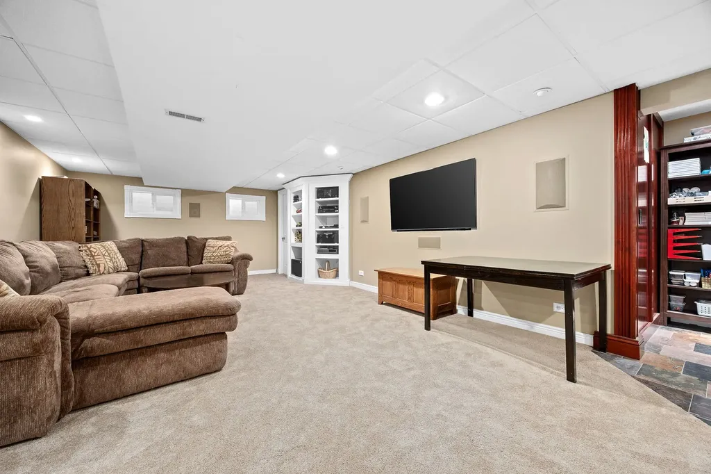 2816 Cordgrass Road Naperville IL 60564