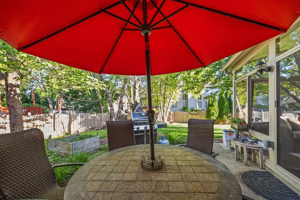 2816 Cordgrass Road Naperville IL 60564