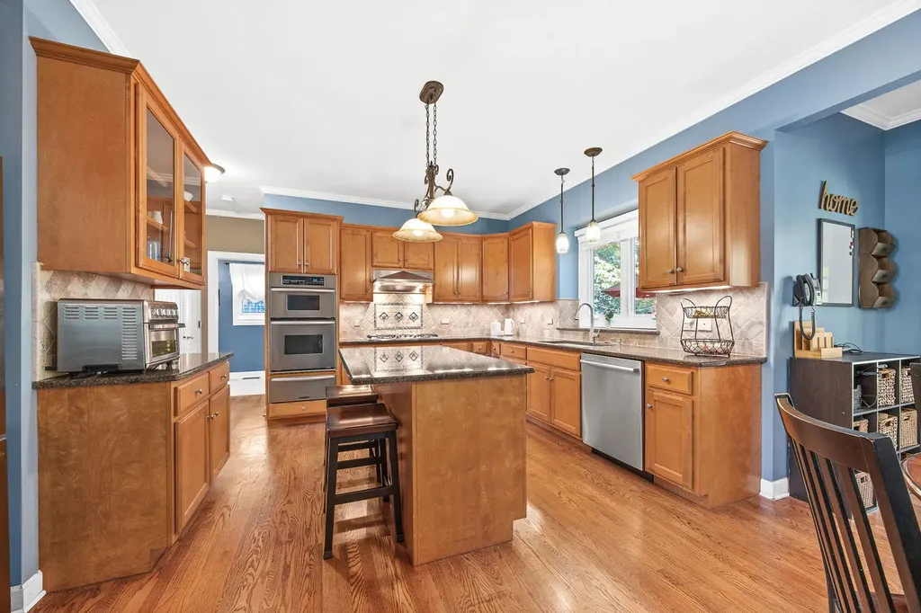 2816 Cordgrass Road Naperville IL 60564
