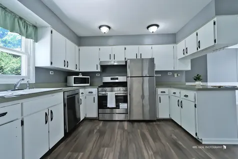 2801 Benjamin Drive Wonder Lake IL 60097
