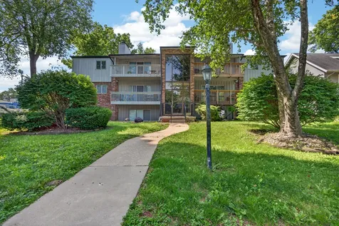 1111 East Jefferson Street Bloomington IL 61701