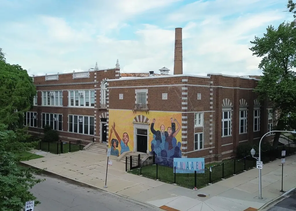 8126 South Chappel Avenue Chicago IL 60617