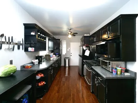 8126 South Chappel Avenue Chicago IL 60617
