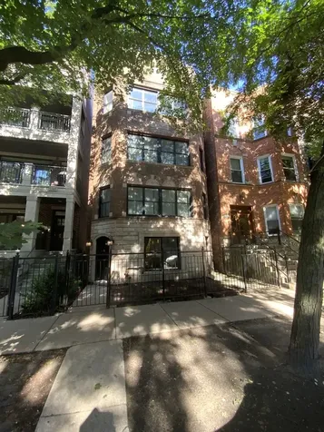 3541 North Reta Avenue Chicago IL 60657
