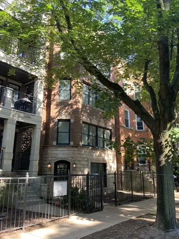 3541 North Reta Avenue Chicago IL 60657