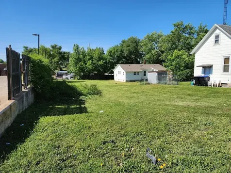1216 West Market Street Bloomington IL 61701