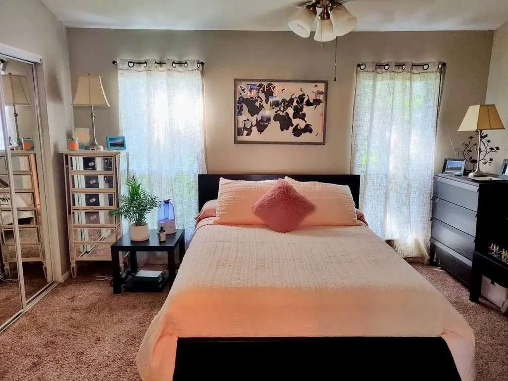 1339 Cranbrook Court Schaumburg IL 60193