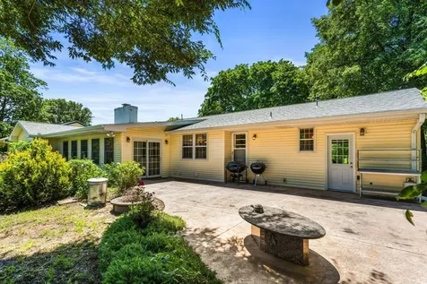 3104 Valley Brook Drive Champaign IL 61822