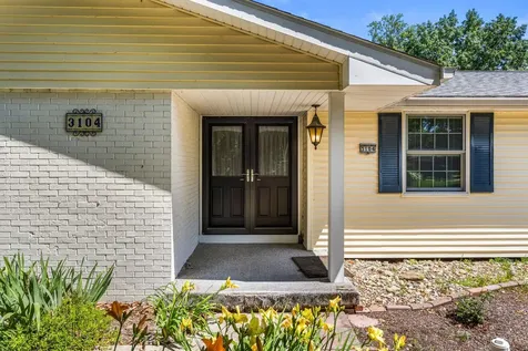 3104 Valley Brook Drive Champaign IL 61822