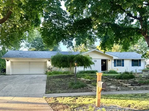 3104 Valley Brook Drive Champaign IL 61822