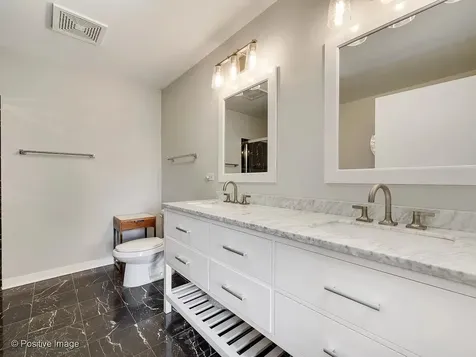 740 West Fulton Street Chicago IL 60661