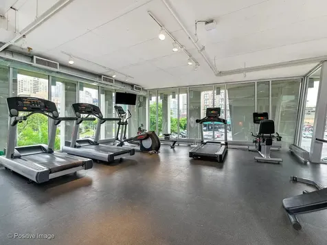 740 West Fulton Street Chicago IL 60661