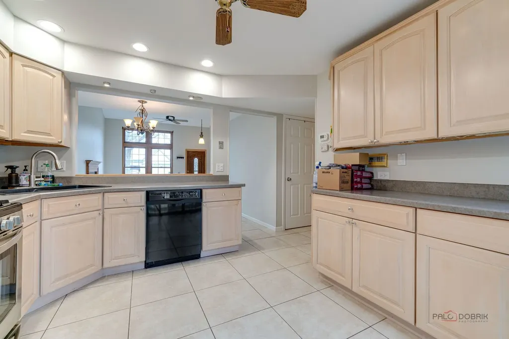 443 Orleans Avenue Naperville IL 60565