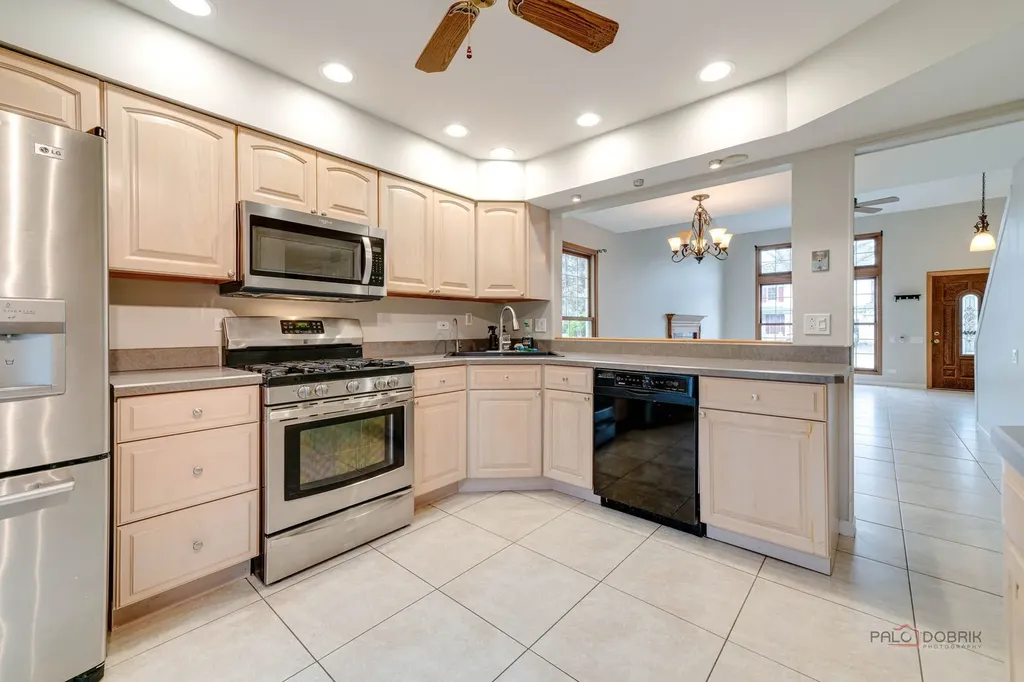 443 Orleans Avenue Naperville IL 60565