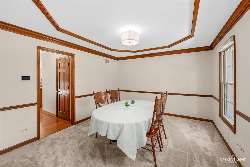 2542 Whiteway Court Aurora IL 60504
