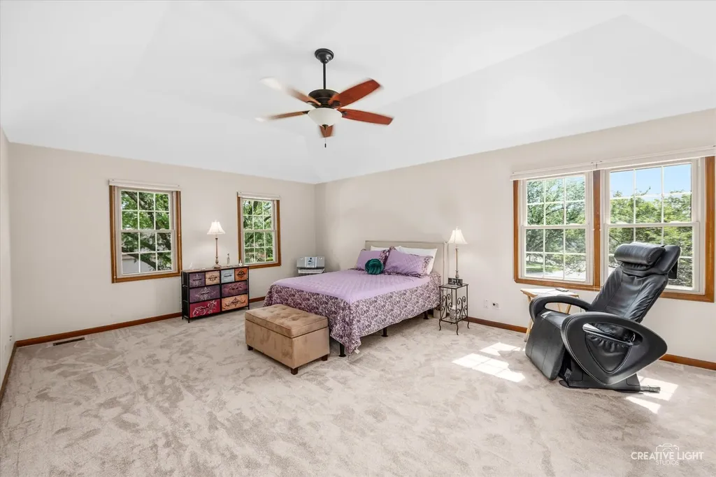 2542 Whiteway Court Aurora IL 60504
