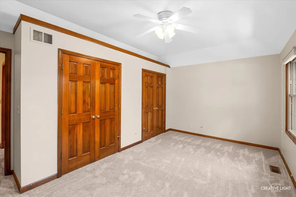 2542 Whiteway Court Aurora IL 60504