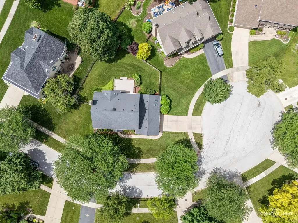 2542 Whiteway Court Aurora IL 60504