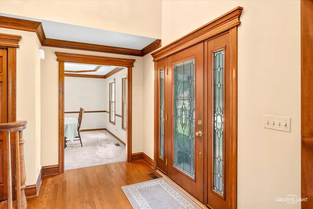 2542 Whiteway Court Aurora IL 60504