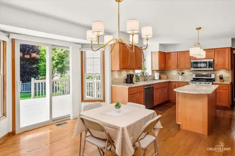 2542 Whiteway Court Aurora IL 60504