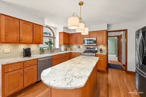 2542 Whiteway Court Aurora IL 60504