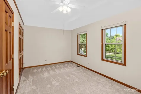 2542 Whiteway Court Aurora IL 60504