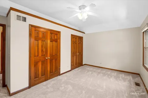 2542 Whiteway Court Aurora IL 60504