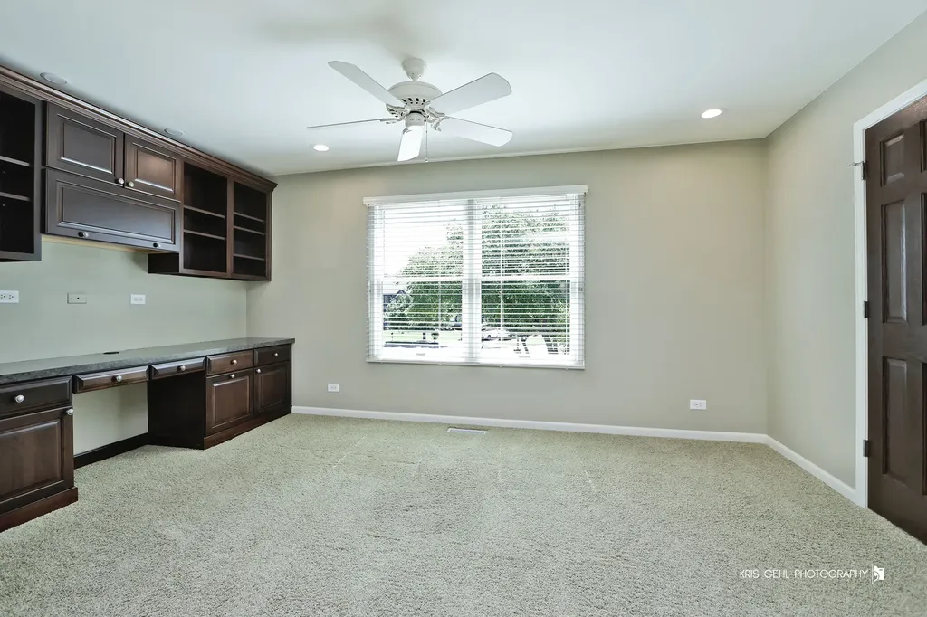 2935 Oxford Court Aurora IL 60502