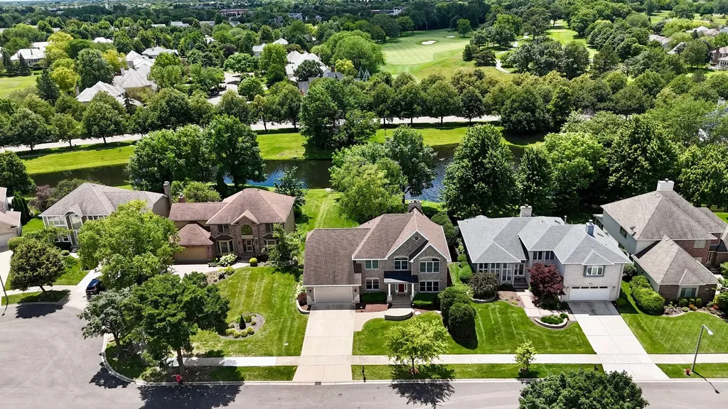 2935 Oxford Court Aurora IL 60502