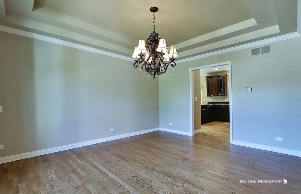 2935 Oxford Court Aurora IL 60502