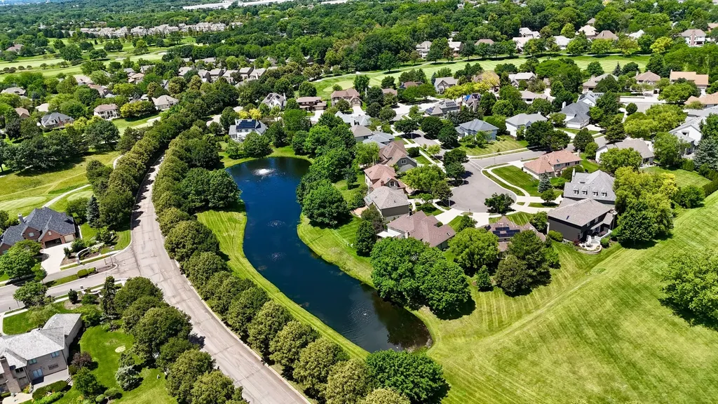 2935 Oxford Court Aurora IL 60502