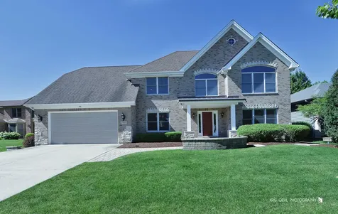 2935 Oxford Court Aurora IL 60502