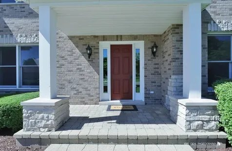 2935 Oxford Court Aurora IL 60502