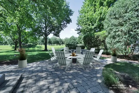 2935 Oxford Court Aurora IL 60502