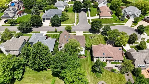 2935 Oxford Court Aurora IL 60502