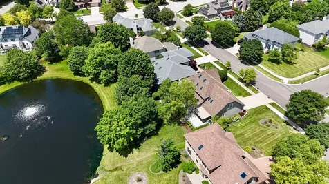 2935 Oxford Court Aurora IL 60502