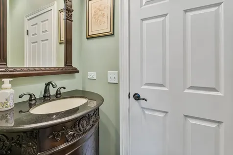 4220 Northgate Drive Spring Grove IL 60081