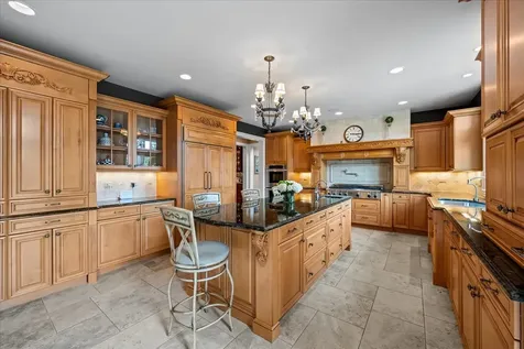 1690 Tallgrass Lane Lake Forest IL 60045